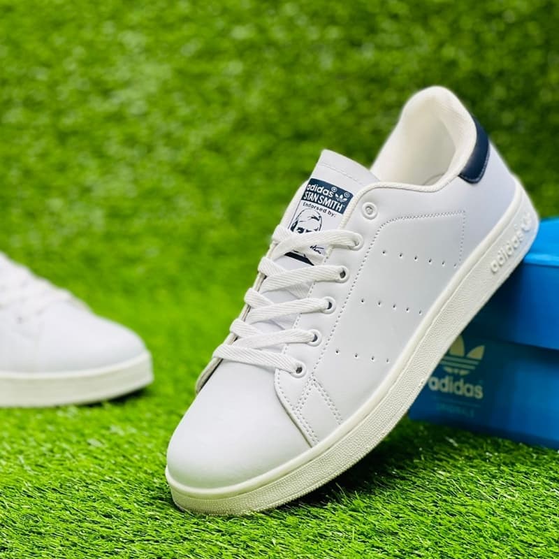 Casual Shoes/Sneakers For Men & Women Both